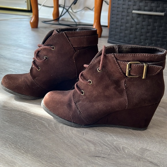 Booties - Picture 2 of 5